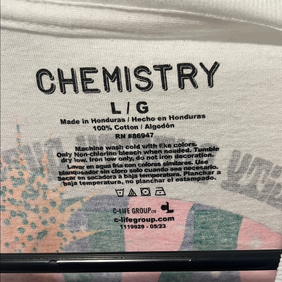 Chemistry White Sun Graphic Tee - Picture 2 of 3